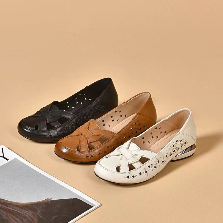 The Elara | Perforated Artisan Loafer