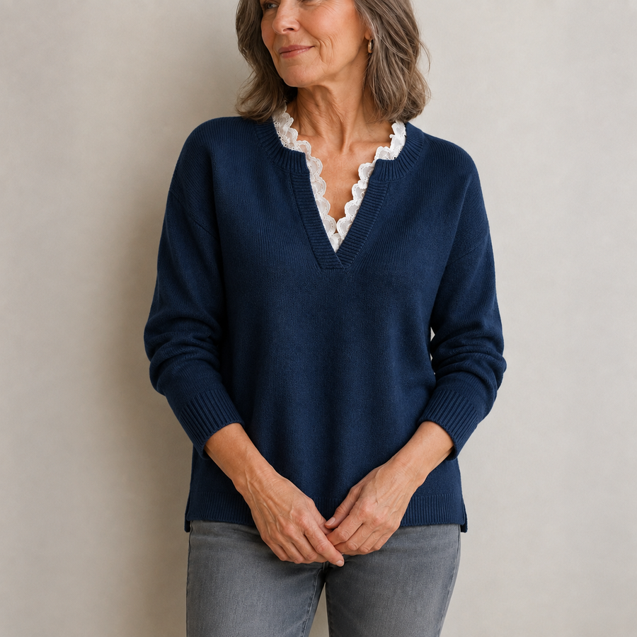 Vera | Blouse with Delicate Trim