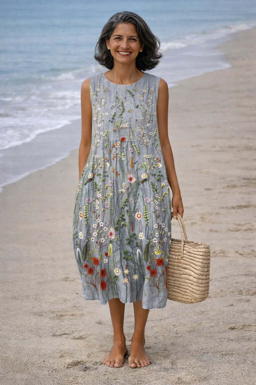 Sunny | Midi Dress with Tiered Skirt and Sleeveless Design