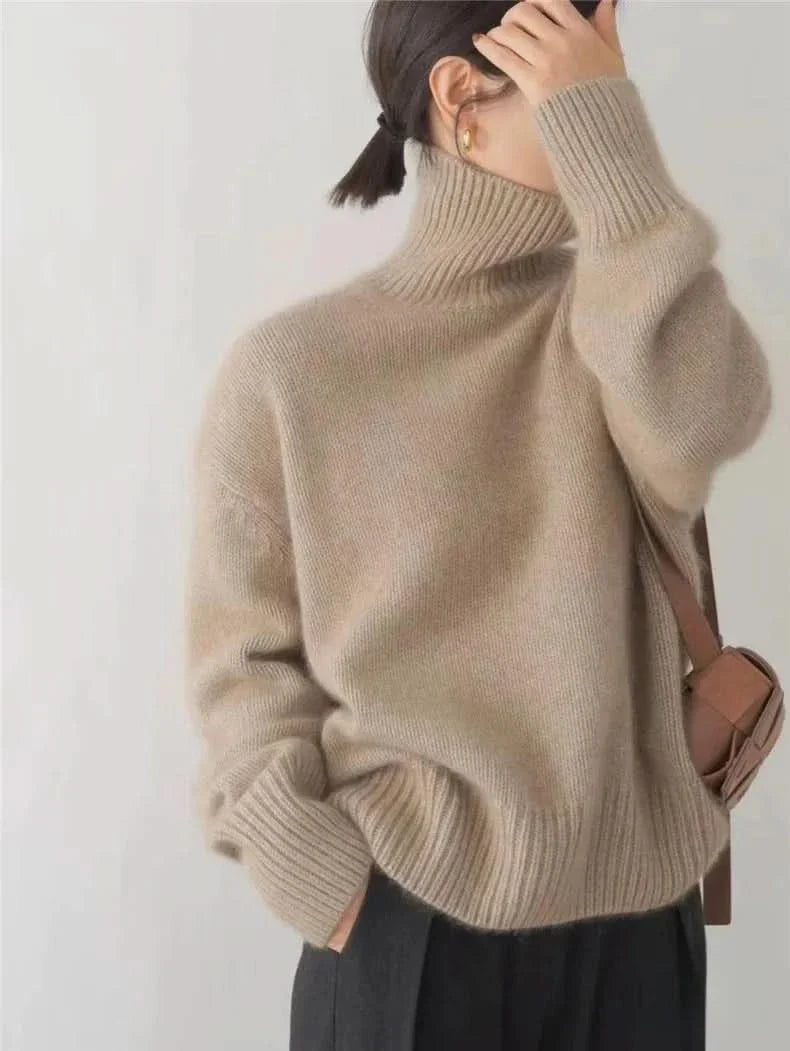 Isabella | High-Neck Jumper
