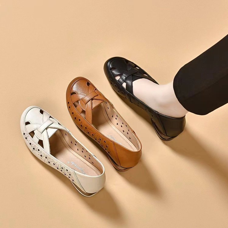 The Elara | Perforated Artisan Loafer