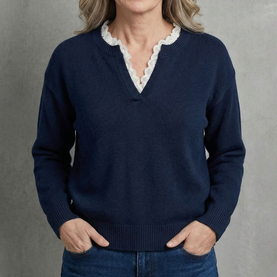 Vera | Blouse with Delicate Trim