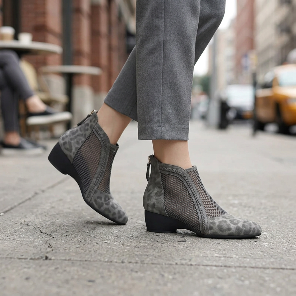 Daphne Leather Ankle Boots